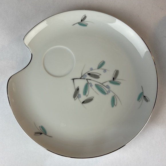 Vintage MCM China Appetizer Plate Set - Picture 9 of 13